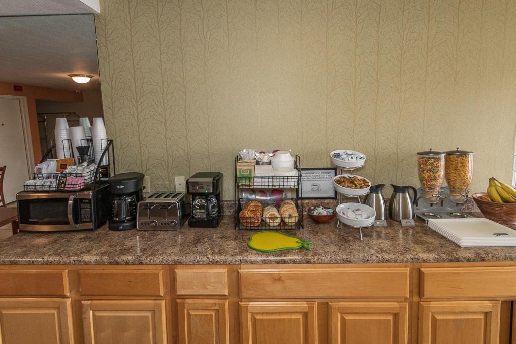 Americas Best Value Inn Ashtabula/Austinburg Eksteriør bilde
